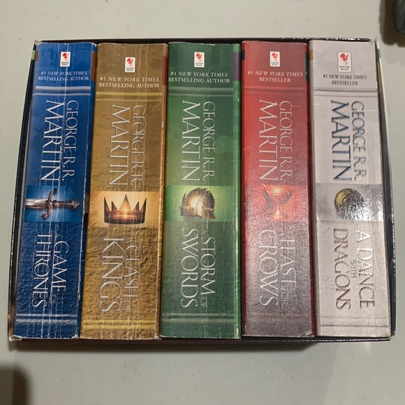 Game of Thrones Other - 📚 Set of 5 Game of Thrones Books 📚